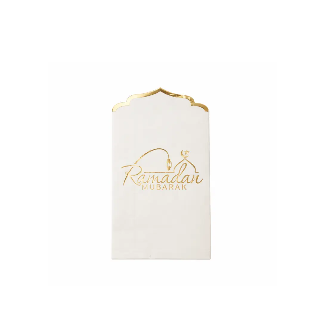 serviettes portefeuille ramadan mubarak Serviettes portefeuille Ramadan Mubarak blanches et dorées, idéales pour décoration de table Ramadan.